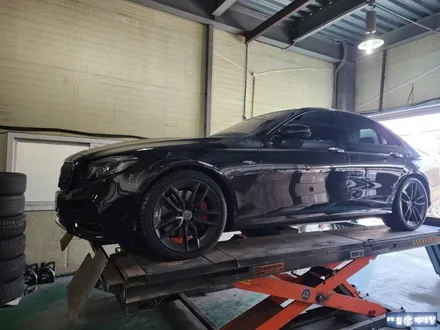 벤츠 E53amg 무광블랙 복원 [휠수리복원][휠도장복원] / 인천 서구 금곡동