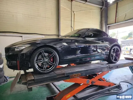 BMW Z4 다크크롬복원 & 금호 엑스타PS71 타이어교환 [휠타이어][휠복원전문] / 인천 서구 금곡동