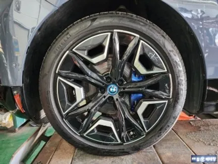BMW IX 유광블랙 복원 [휠수리복원][휠복원잘하는곳] / 인천 서구 금곡동