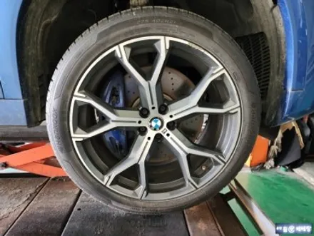 BMW 뉴X6 컷팅복원 [휠손상복원][휠복원싼곳] / 인천 서구 금곡동