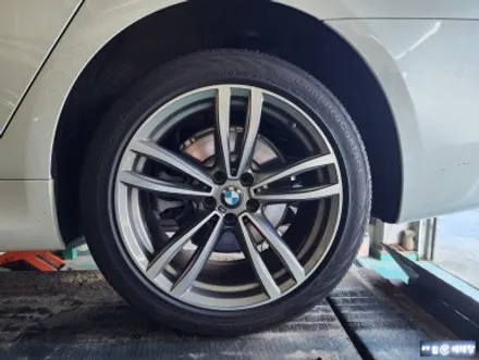 BMW 730Ld 유광블랙 복원 [휠손상복원][도장불량] / 인천 서구 금곡동