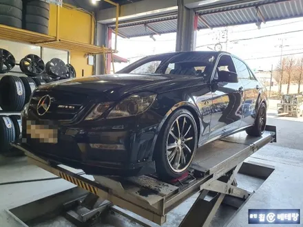 벤츠E63 AMG 휠굴절수리[완벽복원][휠전문점] / 인천 서구 금곡동