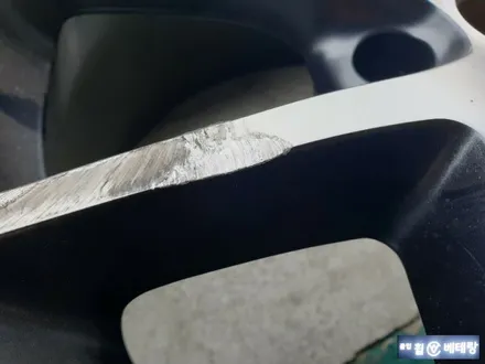 BMW320D 다크크롬복원[휠수리복원][선택복원] / 인천 서구 금곡동