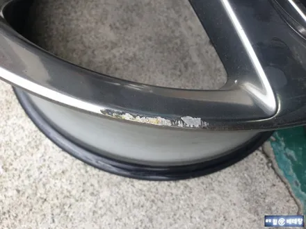 아우디A8 고스트크롬복원 & 굳이어 이글F1 타이어교환[휠타이어전문][휠수리복원] / 인천 서구 금곡동