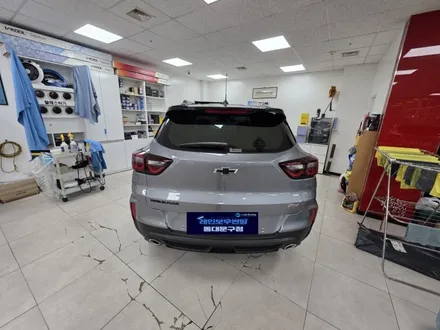 레인보우 V70 vs V90, 내 차에 맞는 썬팅은? 전문가가 알려주는 선택법 / 서울 동대문구 장안동