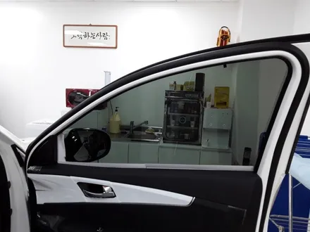 안전운전에 한걸음 더, 썬팅필름의 시인성을 책임지는 루마썬팅의 래티튜드 쏘렌토시공 / 서울 동대문구 장안동