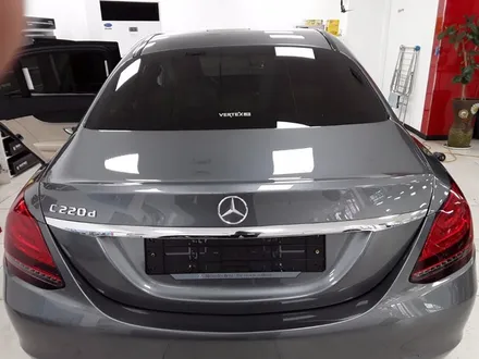 벤츠 C220D 루마썬팅 버텍스700으로 최고의 썬팅 / 서울 동대문구 장안동