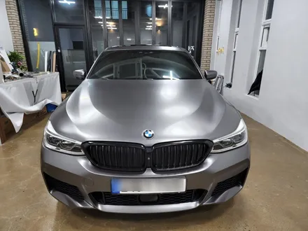 BMW 6GT 사틴다크그레이 전체랩핑 대전랩핑 6gt랩핑 / 대전 도안동