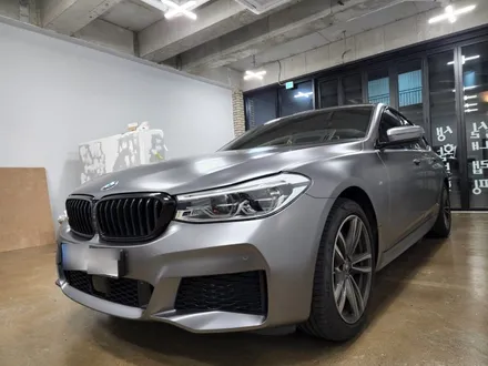 BMW 6GT 사틴다크그레이 전체랩핑 대전랩핑 6gt랩핑 / 대전 도안동
