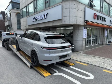 카이엔 gts 스디패 신차 출고 STEK 다이노쉴드 전체 ppf - 양재 스텍 공식대리점 디페인트 / 강남, 개포, 양재