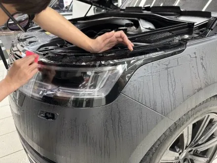 레인지로버 보그 STEK 다이노사틴 전체 무광 PPF / 강남, 개포, 양재