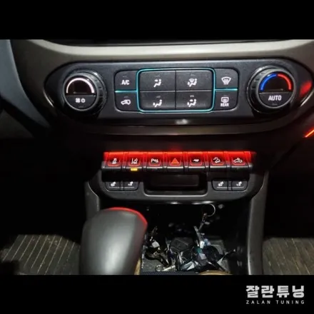 쉐보레 콜로라도 엠비언트 투박한 픽업트럭도 무드등이 있다면? / 경기 안성