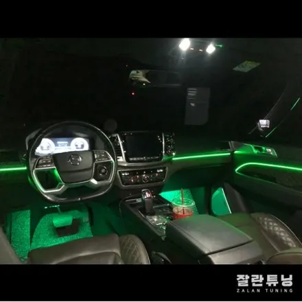올 뉴 렉스턴 엠비언트 실내 무드등으로 투박한SUV에 감성추가요~ / 경기 안성
