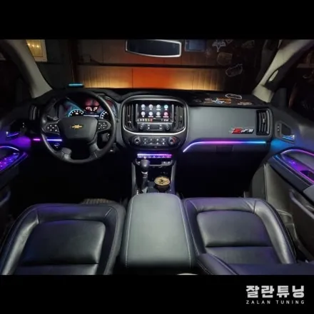 쉐보레 콜로라도 엠비언트 투박한 픽업트럭도 무드등이 있다면? / 경기 안성