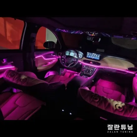 더뉴싼타페TM엠비언트 깔끔하고 스포티하게 실내튜닝 차분한 단색과 알록달록 무빙을 한번에 평택안성 잘란튜닝 / 경기 안성