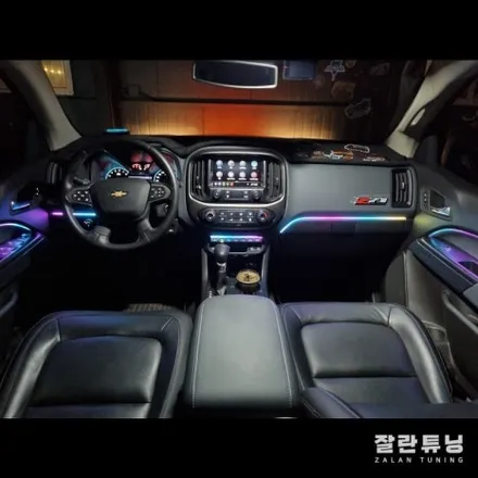 쉐보레 콜로라도 엠비언트 투박한 픽업트럭도 무드등이 있다면? / 경기 안성