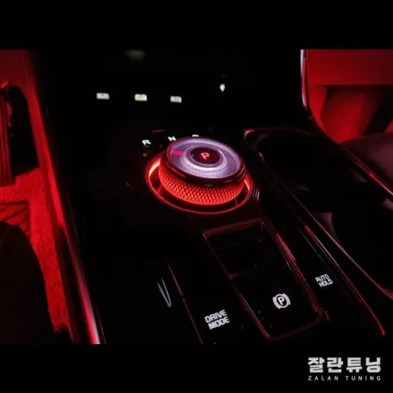 카니발KA4엠비언트 무드등으로 더욱 감성적인 실내분위기 연출 평택안성 잘란튜닝 / 경기 안성