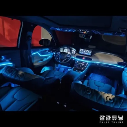 더뉴싼타페TM엠비언트 깔끔하고 스포티하게 실내튜닝 차분한 단색과 알록달록 무빙을 한번에 평택안성 잘란튜닝 / 경기 안성
