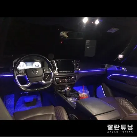 올 뉴 렉스턴 엠비언트 실내 무드등으로 투박한SUV에 감성추가요~ / 경기 안성