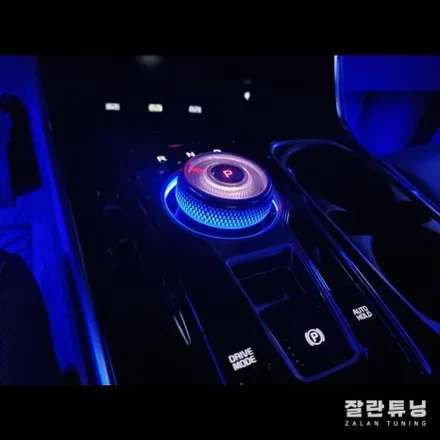 카니발KA4엠비언트 무드등으로 더욱 감성적인 실내분위기 연출 평택안성 잘란튜닝 / 경기 안성