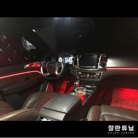 올 뉴 렉스턴 엠비언트 실내 무드등으로 투박한SUV에 감성추가요~ / 경기 안성