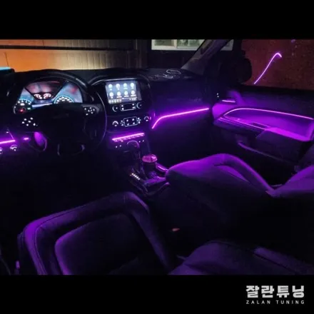 쉐보레 콜로라도 엠비언트 투박한 픽업트럭도 무드등이 있다면? / 경기 안성