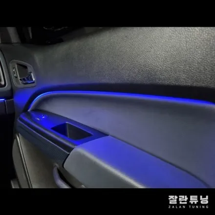 쉐보레 콜로라도 엠비언트 투박한 픽업트럭도 무드등이 있다면? / 경기 안성