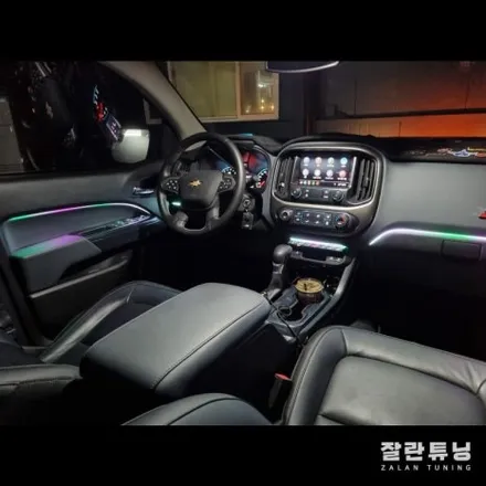 쉐보레 콜로라도 엠비언트 투박한 픽업트럭도 무드등이 있다면? / 경기 안성