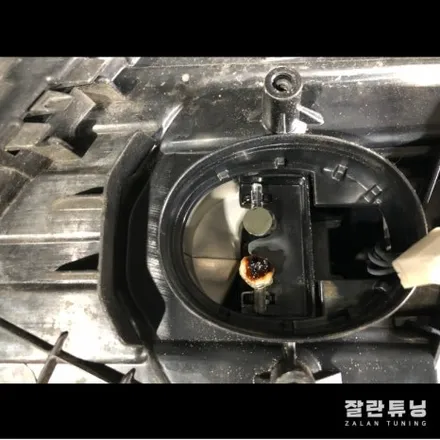 BMW 5시리즈 G30 520d 520i엔젤아이 황변의 원인과 수리과정 수리는 빠를수록 좋다 평택안성 잘란튜닝 / 경기 안성
