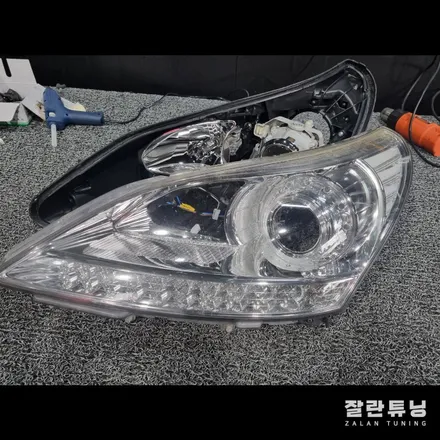 에쿠스VS 헤드라이트 써클아이 미등 전조등 주변의 LED 수리 / 경기 안성