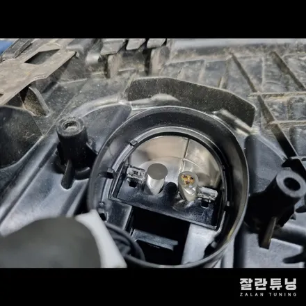 BMW 5시리즈 G30 엔젤아이황변 수리 520d 530d 530i 어댑티브 라이트 황변 / 경기 안성