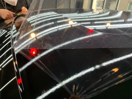 김포랩핑 전문샵 제노사이드 벤츠 E클래스 E300 3M2080 루프스킨 시공으로 깔끔한 루프라인 완성 시켜주기 / 김포시 장기동