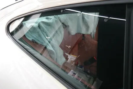 김포 장기동 윈도우틴팅 썬팅 썬팅제거 전문샵 제노사이드 포르쉐 911 997 카레라 썬팅필름 제거! / 김포시 장기동