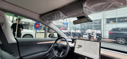 김포 신차패키지 전문점 제노사이드 테슬라 모델Y 모델3 썬팅 블랙박스 보조배터리 시공 / 김포시 장기동