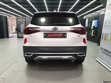 [제노사이드] 어메이징 SUV 기아 셀토스 SELTOS 순정엠블럼 삭제 및 이니셜 튜닝 레터링 튜닝 엠블럼 튜닝 / 김포시 장기동