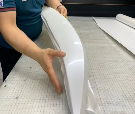 [제노사이드] 김포 장기동 멀티 튜닝샵 셀토스 기아앰블럼 제거 및   그릴랩핑 투톤랩핑 셀토스 엠블럼 튜닝 / 김포시 장기동
