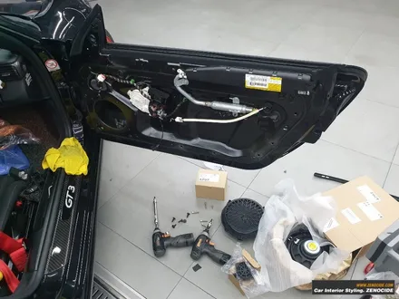 [제노사이드] 김포 토탈 튜닝 포르쉐911 997GT3 스피커 교체 / 김포시 장기동