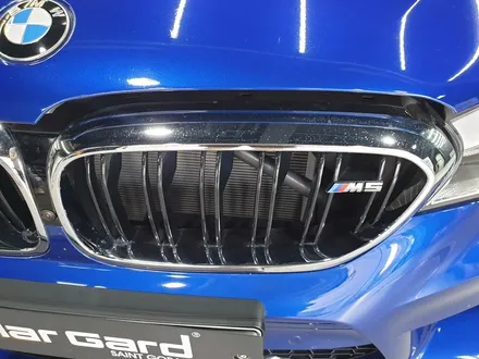 김포 랩핑전문샵 제노사이드 BMW M5 (F90) 그릴 유광 블랙 랩핑 (크롬죽이기/크롬없애기) / 김포시 장기동