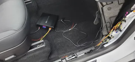 김포 신차패키지 전문점 제노사이드 테슬라 모델Y 모델3 썬팅 블랙박스 보조배터리 시공 / 김포시 장기동
