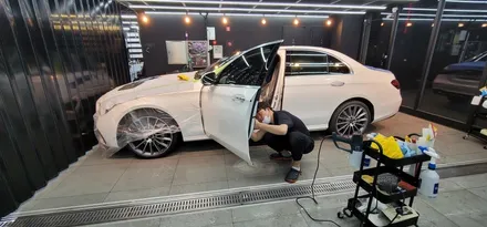 [신차패키지] 김포 신차패키지 전문점 제노사이드 벤츠(W213) E350 AMG line 4matic 솔라가드 HP새턴과 코팅까지 풀시공 / 김포시 장기동