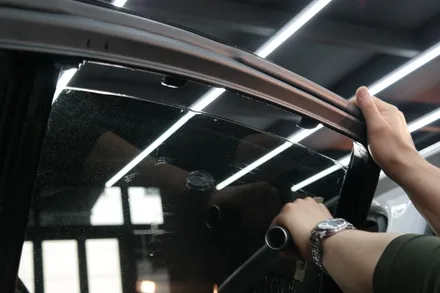 김포 멀티튜닝숍 제노사이드 중고차패키지 BMW F10 528i 엔진오일 교환/틴팅 재시공/유리막 코팅 / 김포시 장기동