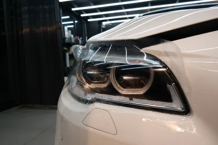 김포 멀티튜닝숍 제노사이드 중고차패키지 BMW F10 528i 엔진오일 교환/틴팅 재시공/유리막 코팅 / 김포시 장기동