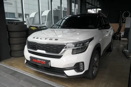 김포 장기동 기아 엠블럼 제거 후 기아 셀토스 이니셜 시공 + 브렌톤  3세대 엠블럼 튜닝   김포 튜닝 멀티샵 제노사이드 에서 / 김포시 장기동