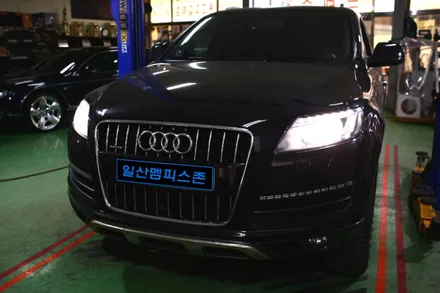 [아우디] Q7 우레탄 캘리퍼도색 - 익스트림 레드 - 일산멤피스존 - 서울 경기 일산 파주 운정 브레이크 캘리퍼도색 드레스업 튜닝 복원 잘하는곳 비용 / 파주 운정로