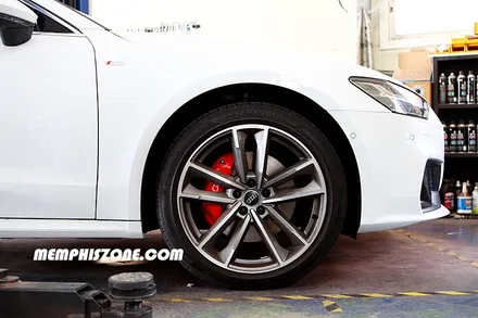 [아우디] A7  50 TDI 우레탄 캘리퍼도색 - 익스트림 레드 - 일산멤피스존 - 서울 경기 일산 파주 브레이크 캘리퍼도색 잘하는곳 비용 튜닝 / 경기 파주