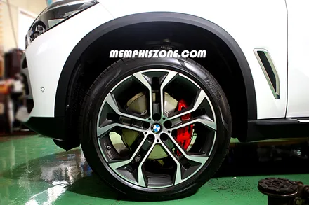 [BMW] X5 30d 우레탄 캘리퍼도색 - 익스트림 레드 - 일산멤피스존 - 서울 경기 일산 파주 브레이크 캘리퍼도색 잘하는곳 비용 신형개조 컨버젼 / 파주 운정로