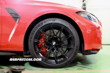[BMW] M4 (G80) 우레탄 캘리퍼도색 - 커스텀 메탈릭 토마토 레드 - 일산멤피스존 - 서울 경기 일산 파주 운정 브레이크 캘리퍼도색 드레스업 튜닝 복원 잘하는곳 비용 / 파주 운정로