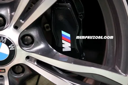 [BMW] 520d (F10) 우레탄 캘리퍼도색 - 리얼 블랙 - 일산멤피스존 - 서울 경기 일산 파주 운정 브레이크 캘리퍼도색 드레스업 튜닝 복원 잘하는곳 비용 / 파주 운정로