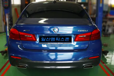 [BMW] 520d 우레탄 캘리퍼도색(재도색) - 메탈릭 블루 - 일산멤피스존 - 서울 경기 일산 파주 브레이크 캘리퍼도색 잘하는곳 비용 신형개조 컨버젼 / 파주 운정로