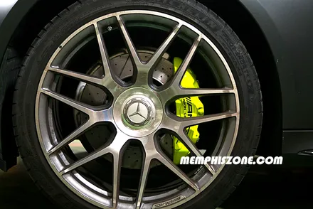 [벤츠] AMG GT43 캘리퍼도색 - 플래쉬 옐로우(형광색) - 일산멤피스존 - 서울 경기 일산 파주 브레이크 캘리퍼도색 드레스업 튜닝 복원 잘하는곳 / 파주 운정로